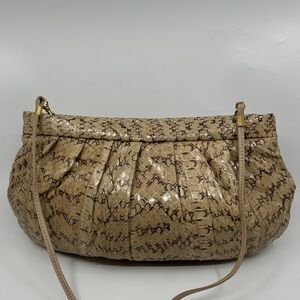 Chic Tan Snakeskin Shoulder Bag